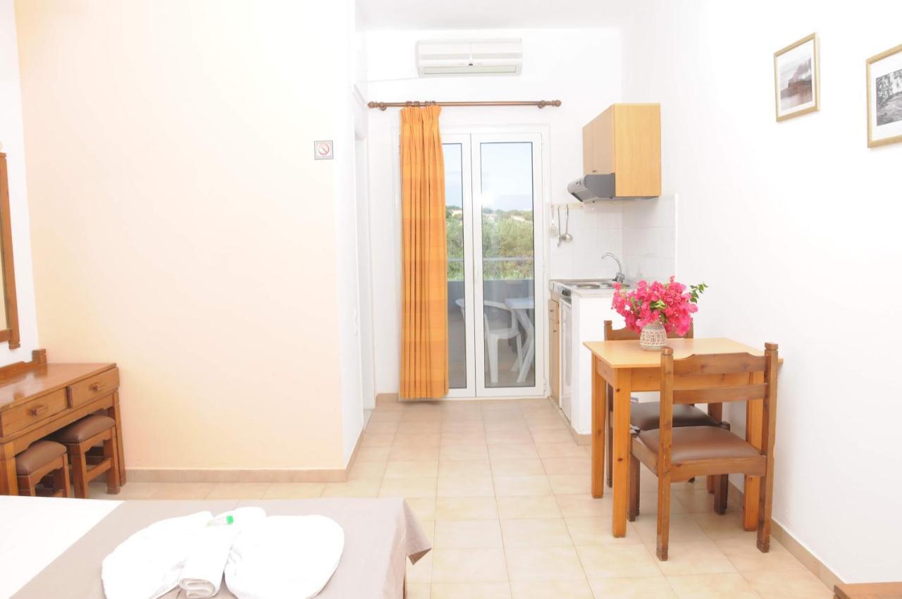 Mastorakis Hotel And Studios Herszonisszosz Kültér fotó